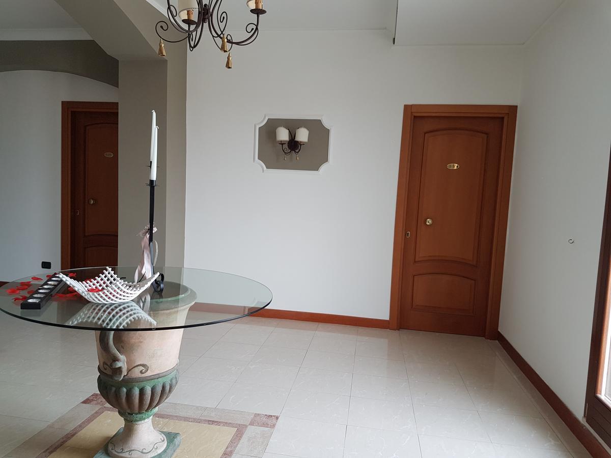 Hotel Joy Castel Volturno Extérieur photo
