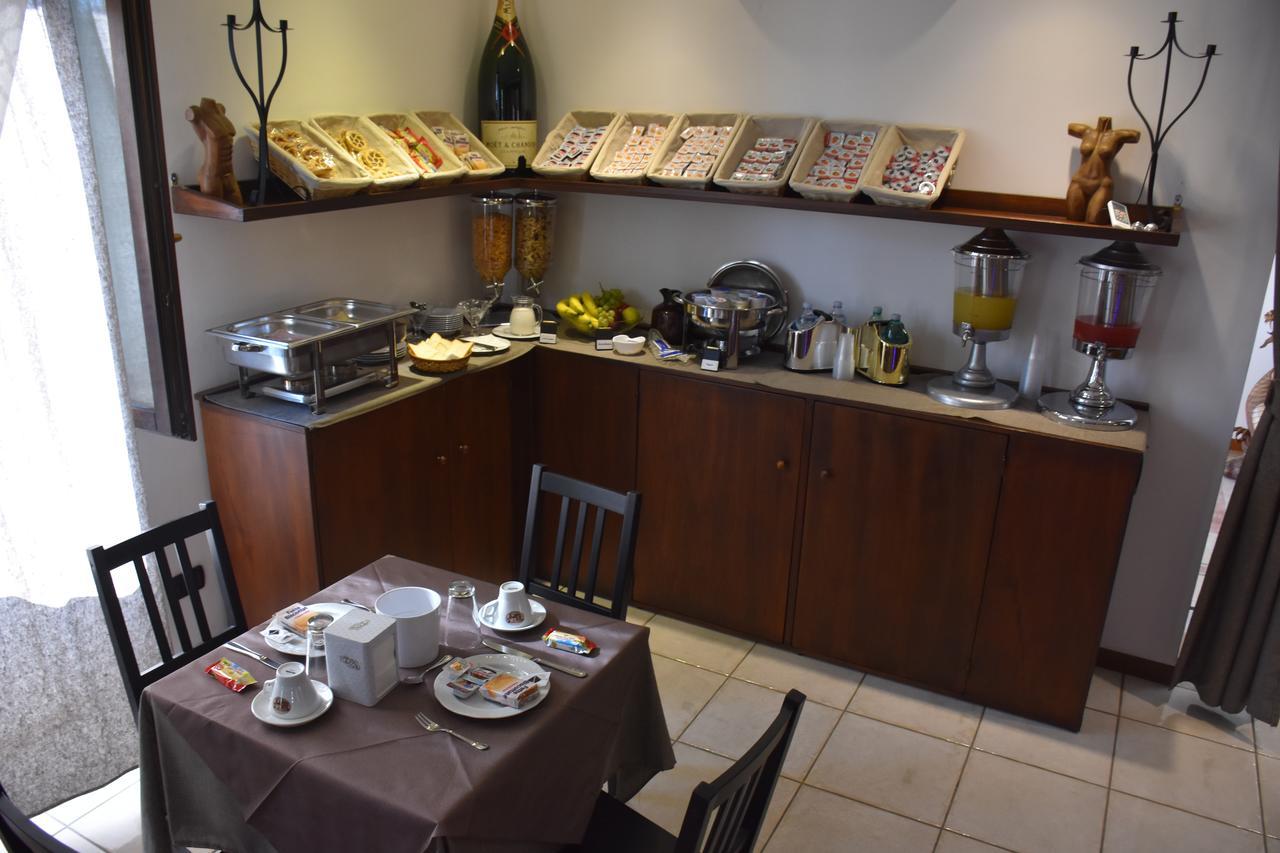 Hotel Joy Castel Volturno Extérieur photo