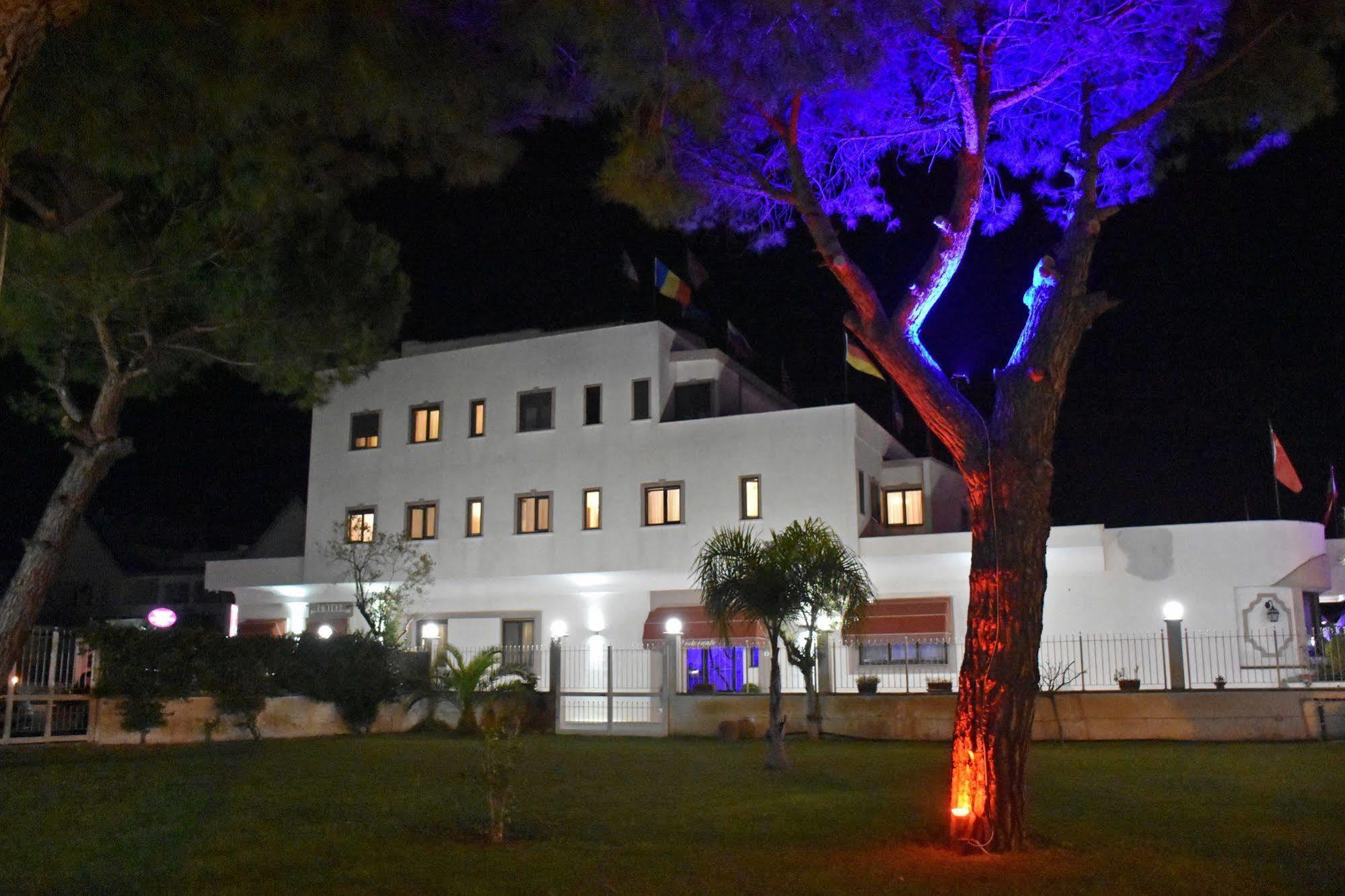 Hotel Joy Castel Volturno Extérieur photo