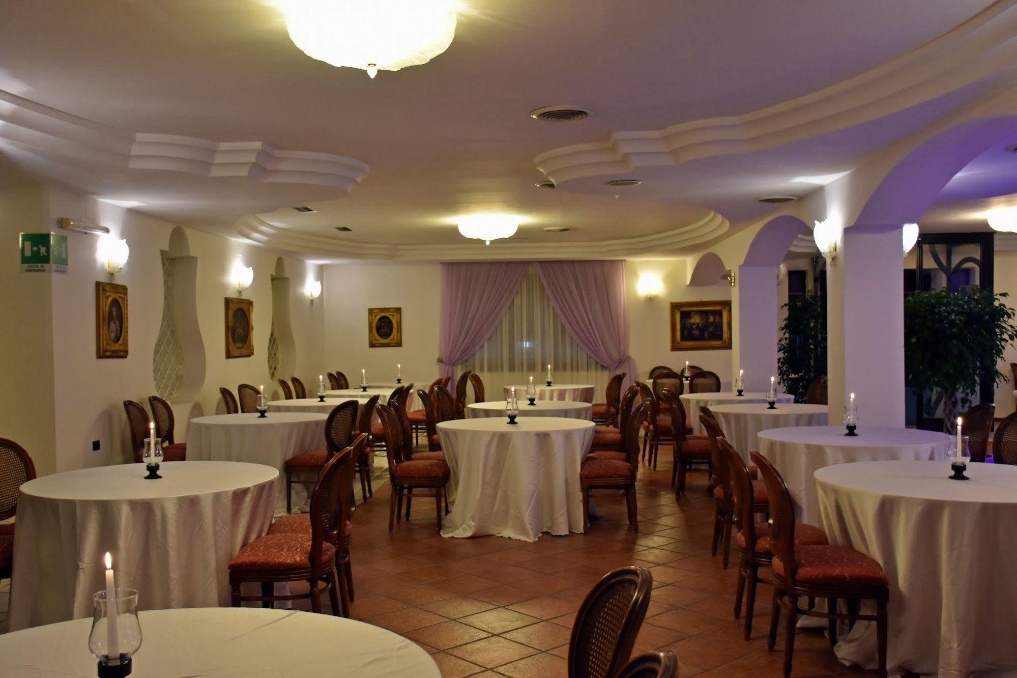 Hotel Joy Castel Volturno Extérieur photo